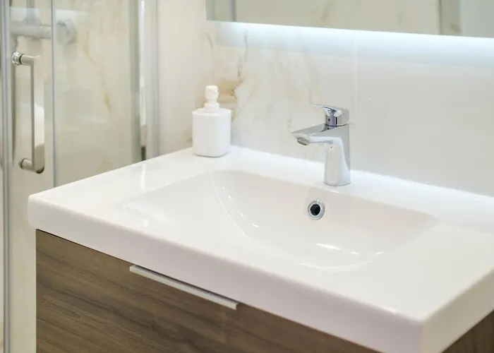 - 2 Couchages Doubles *