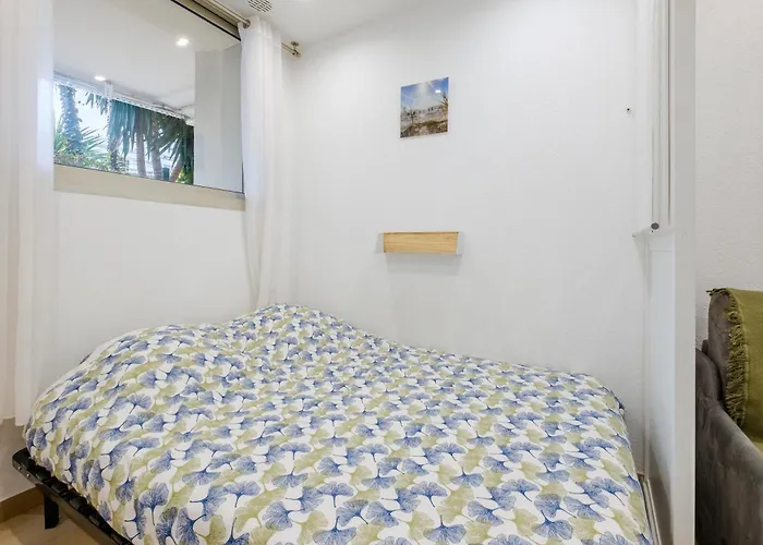 דירה - 2 Couchages Doubles *